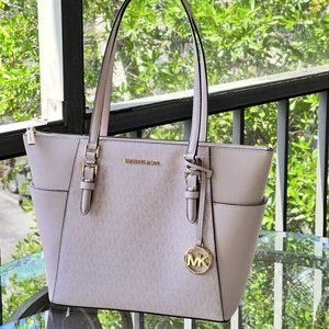 Michael Kors LT Powder Blush: Effortless Elegance in Every Detail